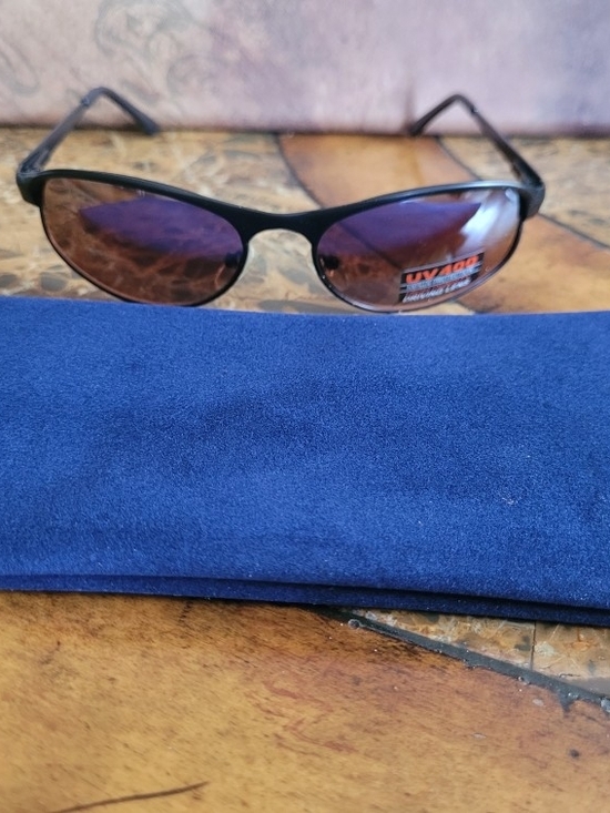 Accessories - Black Frame Sunglasses with Brown Polarized Lenses